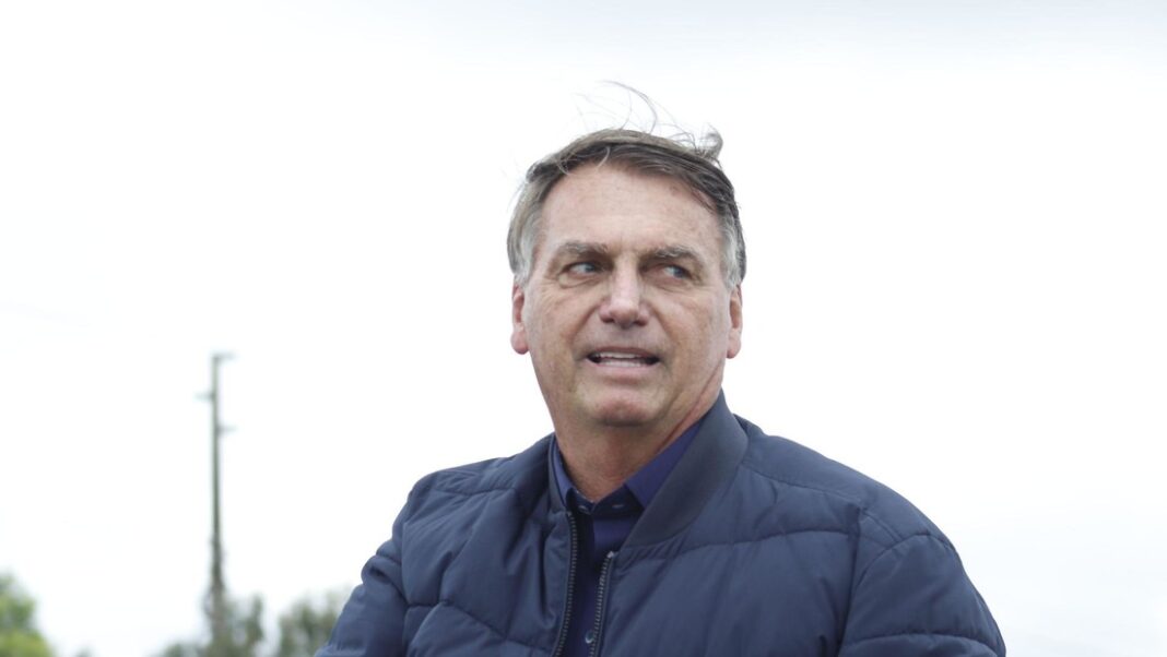 Trasladan a Bolsonaro